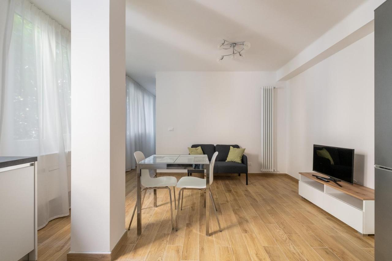 Bologna Suite Centre City Bagian luar foto