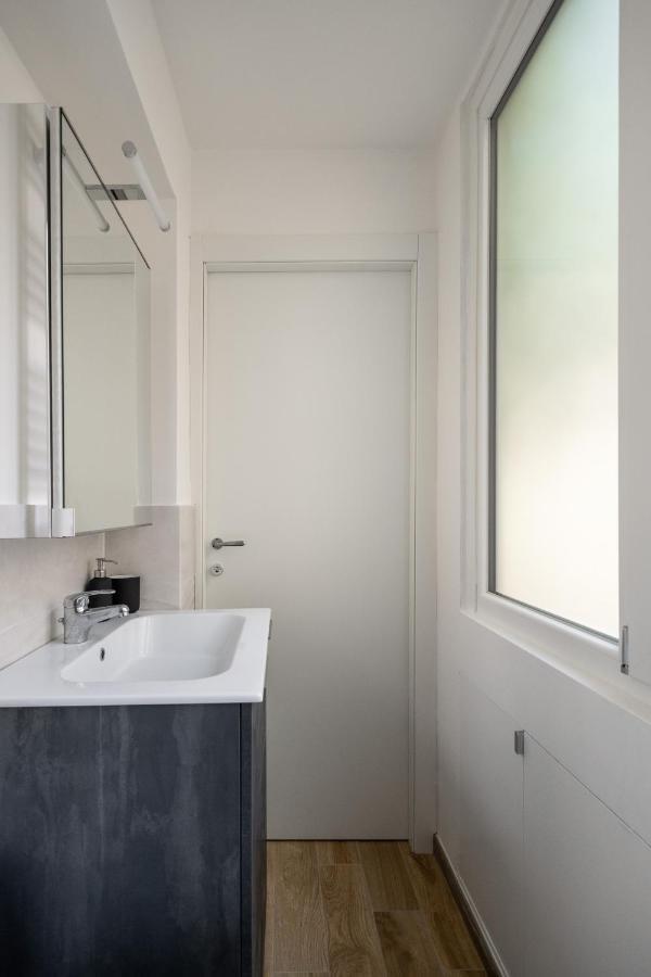 Bologna Suite Centre City Bagian luar foto