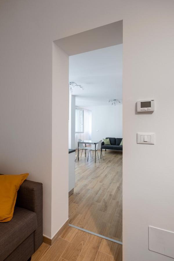 Bologna Suite Centre City Bagian luar foto