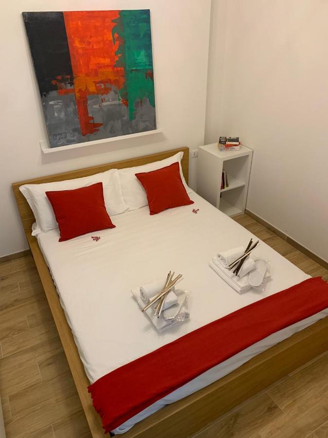 Bologna Suite Centre City Bagian luar foto